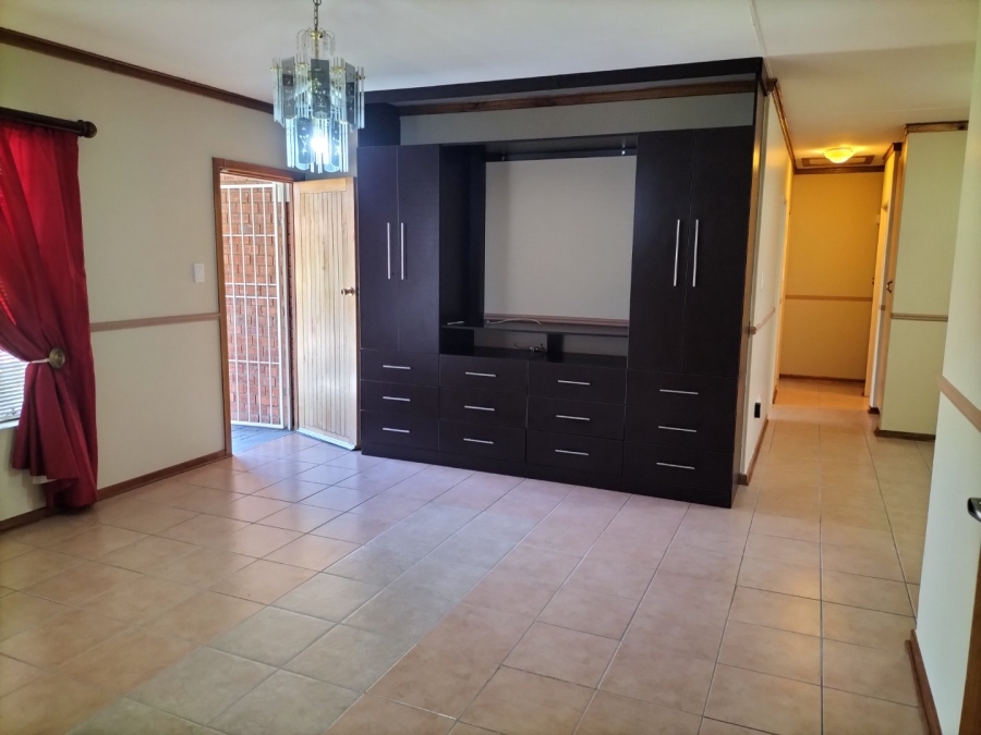 2 Bedroom Property for Sale in Fichardt Park Free State